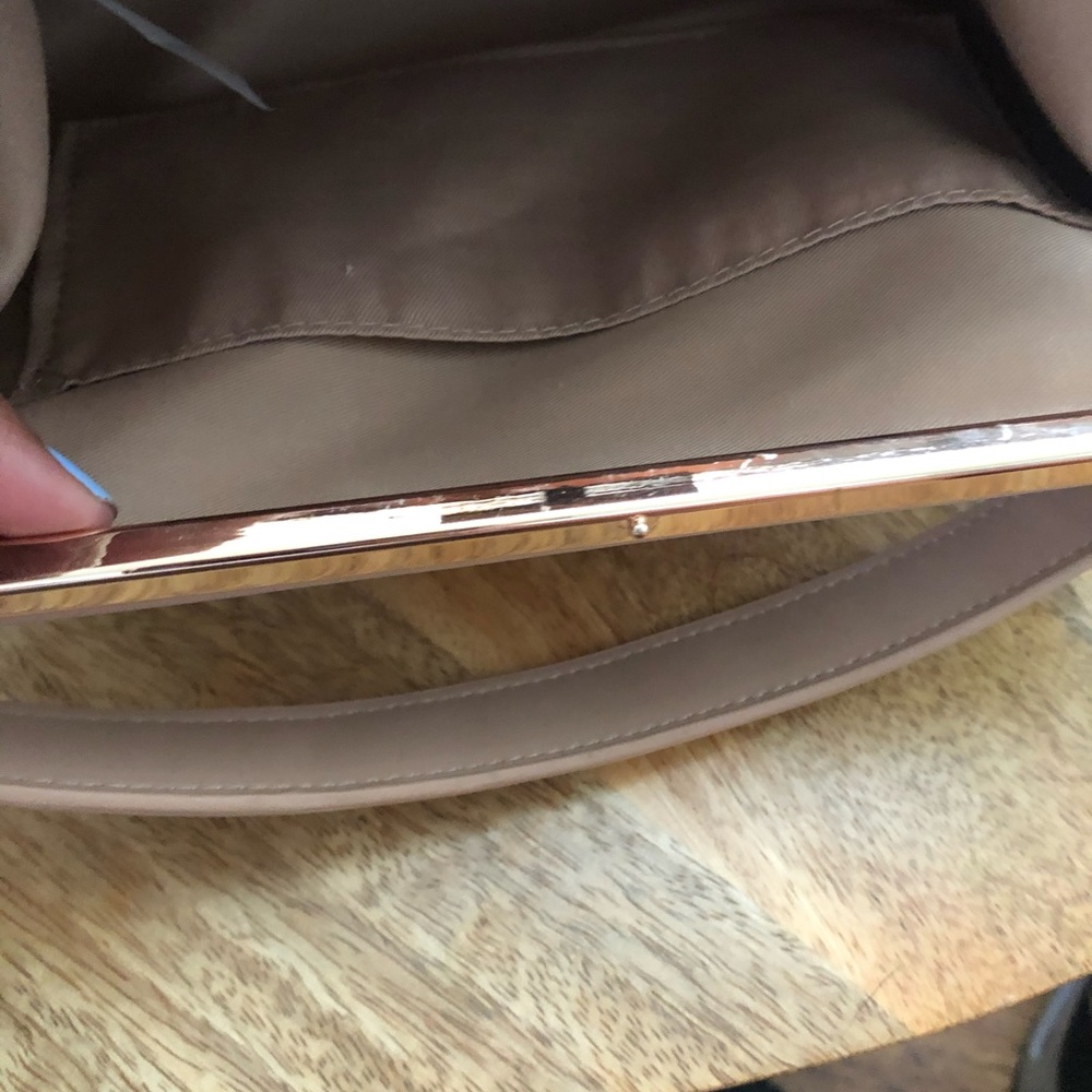 Purse - Picture 2 of 2